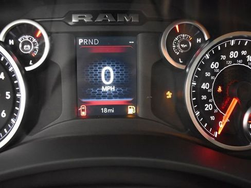 New 2026 RAM 2500 Tradesman image 25