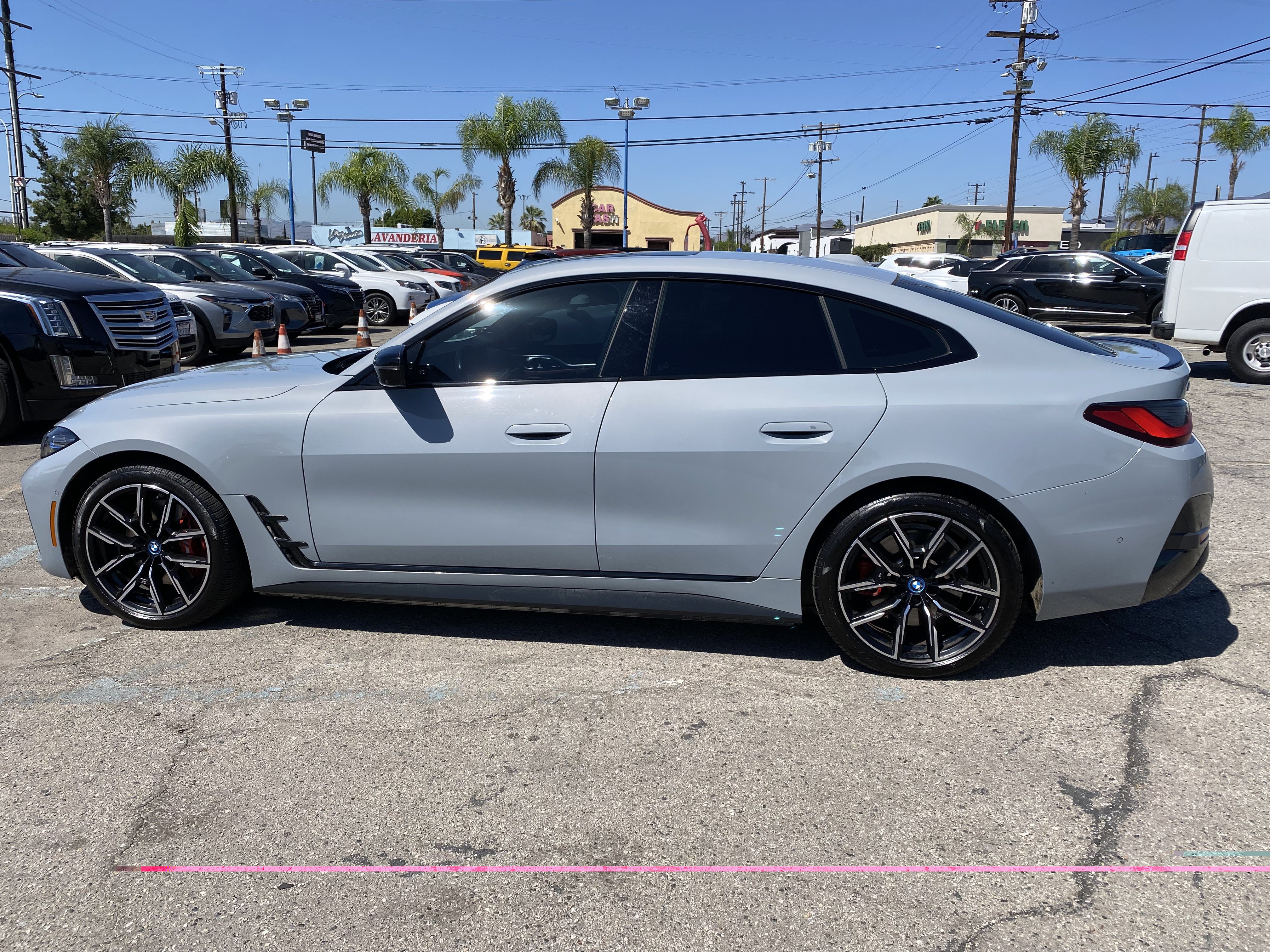 Used 2023 BMW i4 eDrive40 w/ M Sport Package RWD image 9