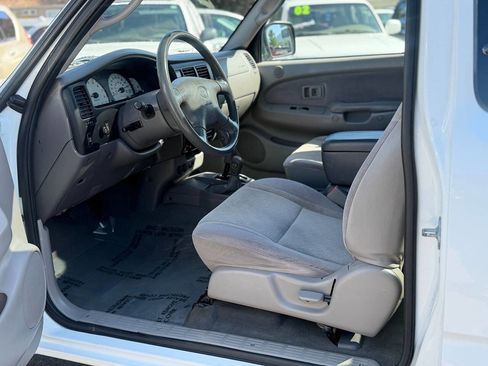 Used 2003 Toyota Tacoma 4x4 Xtracab V6 image 14