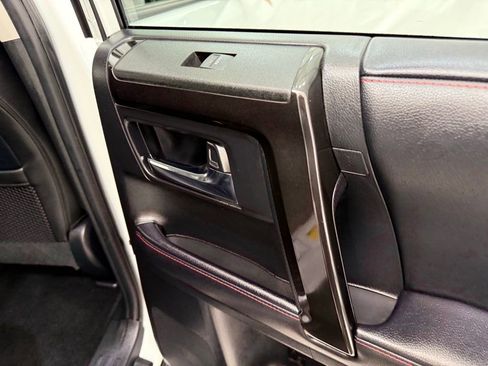 Used 2024 Toyota 4Runner TRD Off-Road Premium image 23