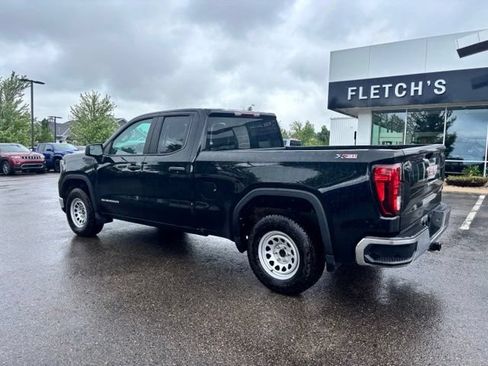 Used 2023 GMC Sierra 1500 Pro w/ Pro Value Package AWD/4WD image 8