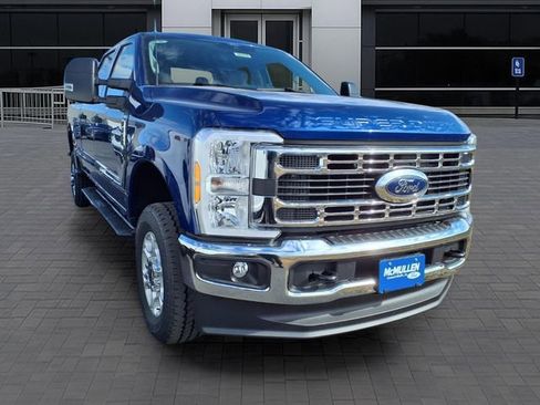 New 2026 Ford F250 XLT w/ FX4 Off-Road Package image 5