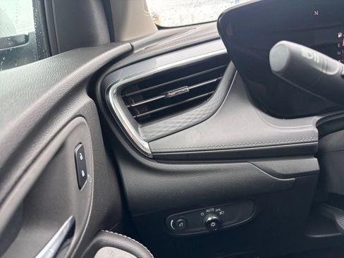 Used 2026 Buick Encore GX Preferred AWD/4WD image 28