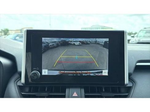 Certified 2025 Toyota RAV4 XLE AWD/4WD image 22