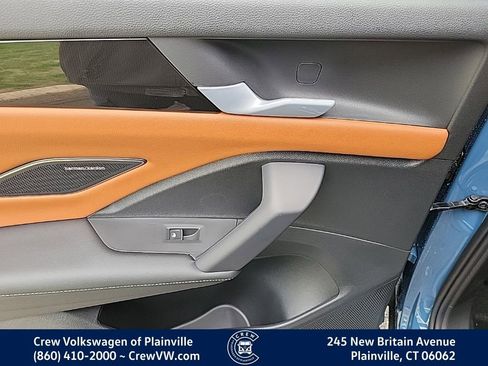 New 2026 Volkswagen Tiguan SEL R-Line AWD/4WD image 48