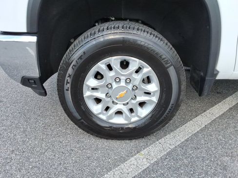 Certified 2025 Chevrolet Silverado 2500 LTZ w/ LTZ Plus Package AWD/4WD image 10