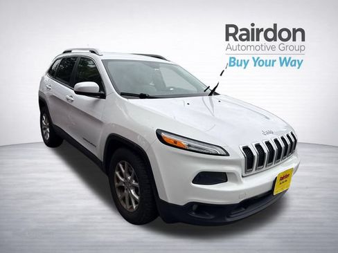Used 2015 Jeep Cherokee Latitude FWD image 1