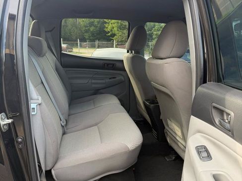 Used 2012 Toyota Tacoma 4x4 Double Cab image 18