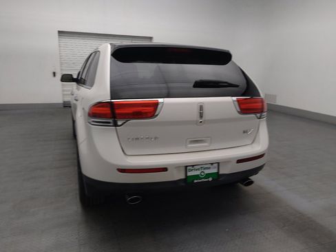 Used 2015 Lincoln MKX FWD w/ Equipment Group 102A image 6