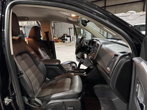 Used 2018 GMC Canyon All Terrain w/ All Terrain X Package AWD/4WD image 26