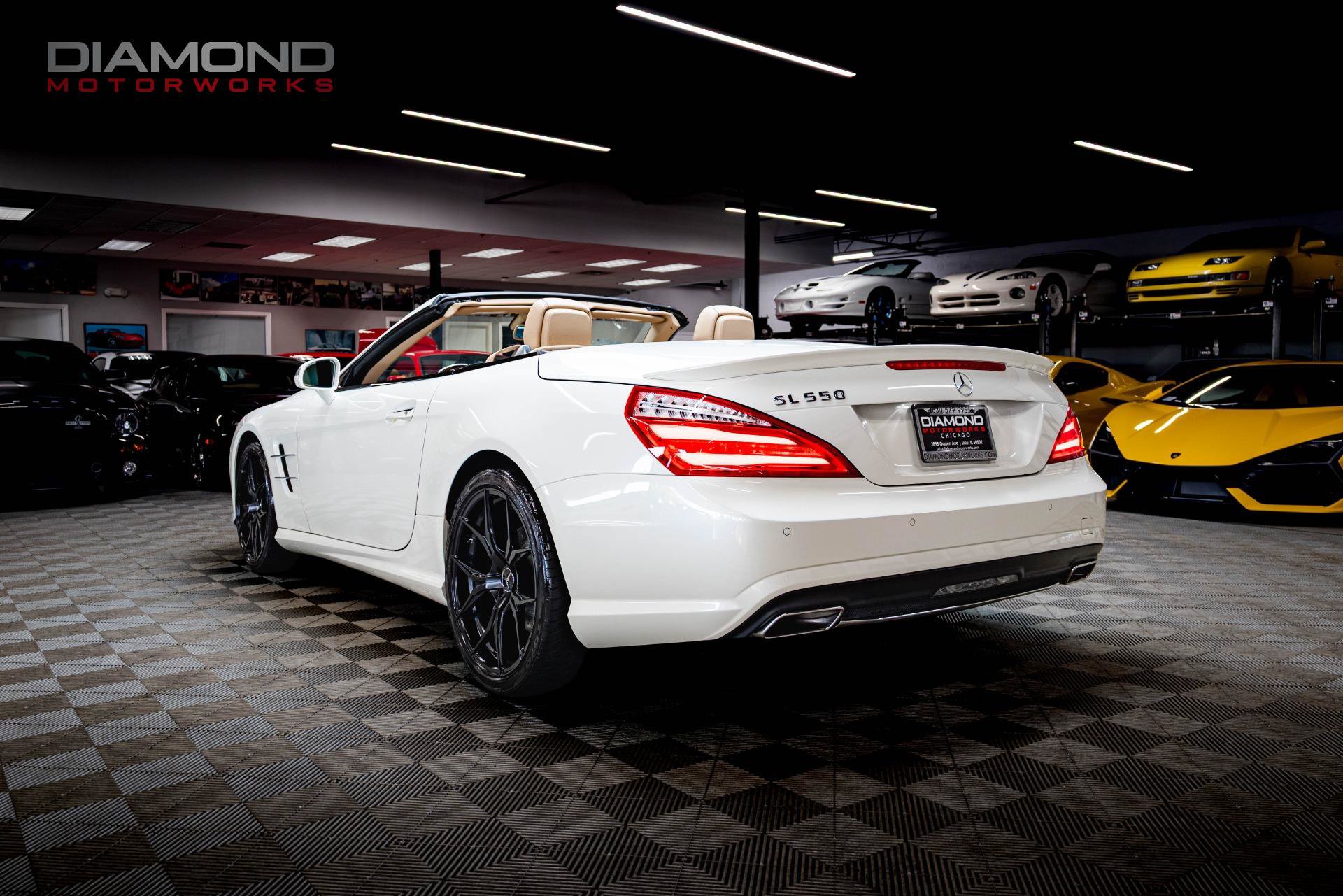 Used 2014 Mercedes-Benz SL 550 image 2