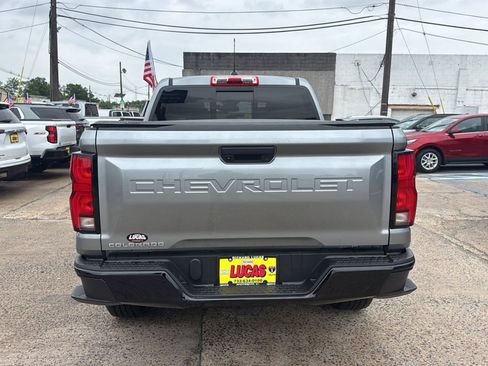 Certified 2023 Chevrolet Colorado Z71 w/ Z71 Convenience Package 2 AWD/4WD image 6