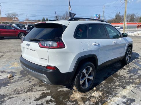 Used 2022 Jeep Cherokee Limited image 5