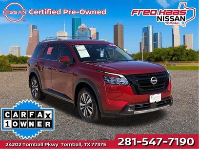 Certified 2024 Nissan Pathfinder SL w/ Black Appearance Package