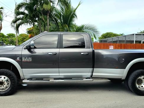 Used 2017 RAM 3500 Laramie AWD/4WD image 8