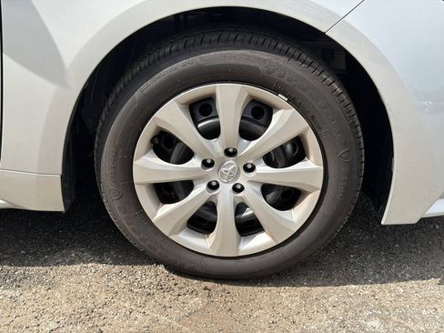 Used 2026 Toyota Corolla LE FWD image 12