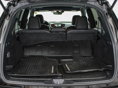 Used 2023 Honda Passport EX-L image 13