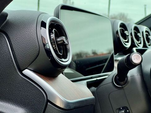 Certified 2026 Mercedes-Benz C 300 4MATIC Sedan image 31