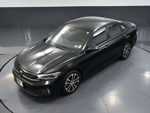 Used 2023 Volkswagen Jetta Sport image 55