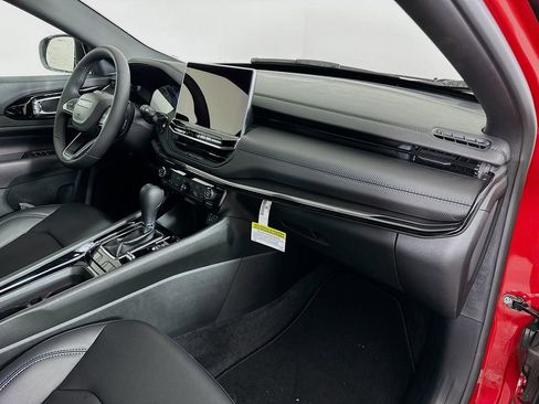 New 2026 Jeep Compass Limited image 35