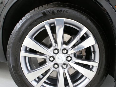 Used 2023 Cadillac XT6 Premium Luxury AWD/4WD image 35