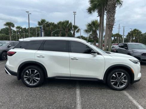 Used 2024 INFINITI QX60 Luxe w/ Performance Audio Package FWD image 4