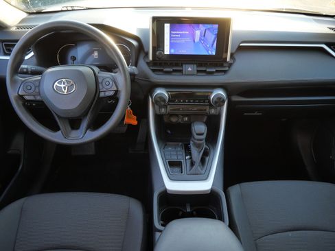 Certified 2024 Toyota RAV4 LE AWD/4WD image 11