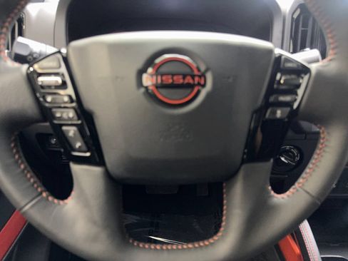 Used 2025 Nissan Frontier PRO-4X w/ Interior Protection Package AWD/4WD image 59