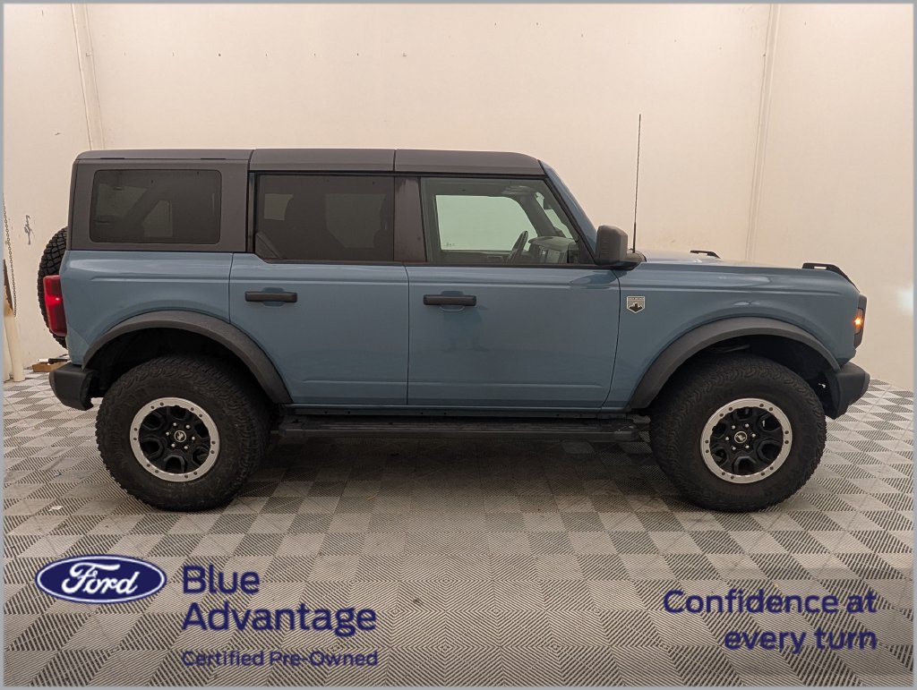 Used 2023 Ford Bronco Big Bend w/ Sasquatch Package AWD/4WD image 2