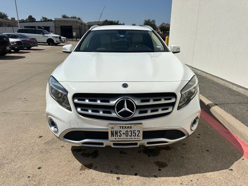 Used 2018 Mercedes-Benz GLA 250 image 2