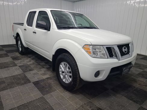 Used 2019 Nissan Frontier SV AWD/4WD image 4