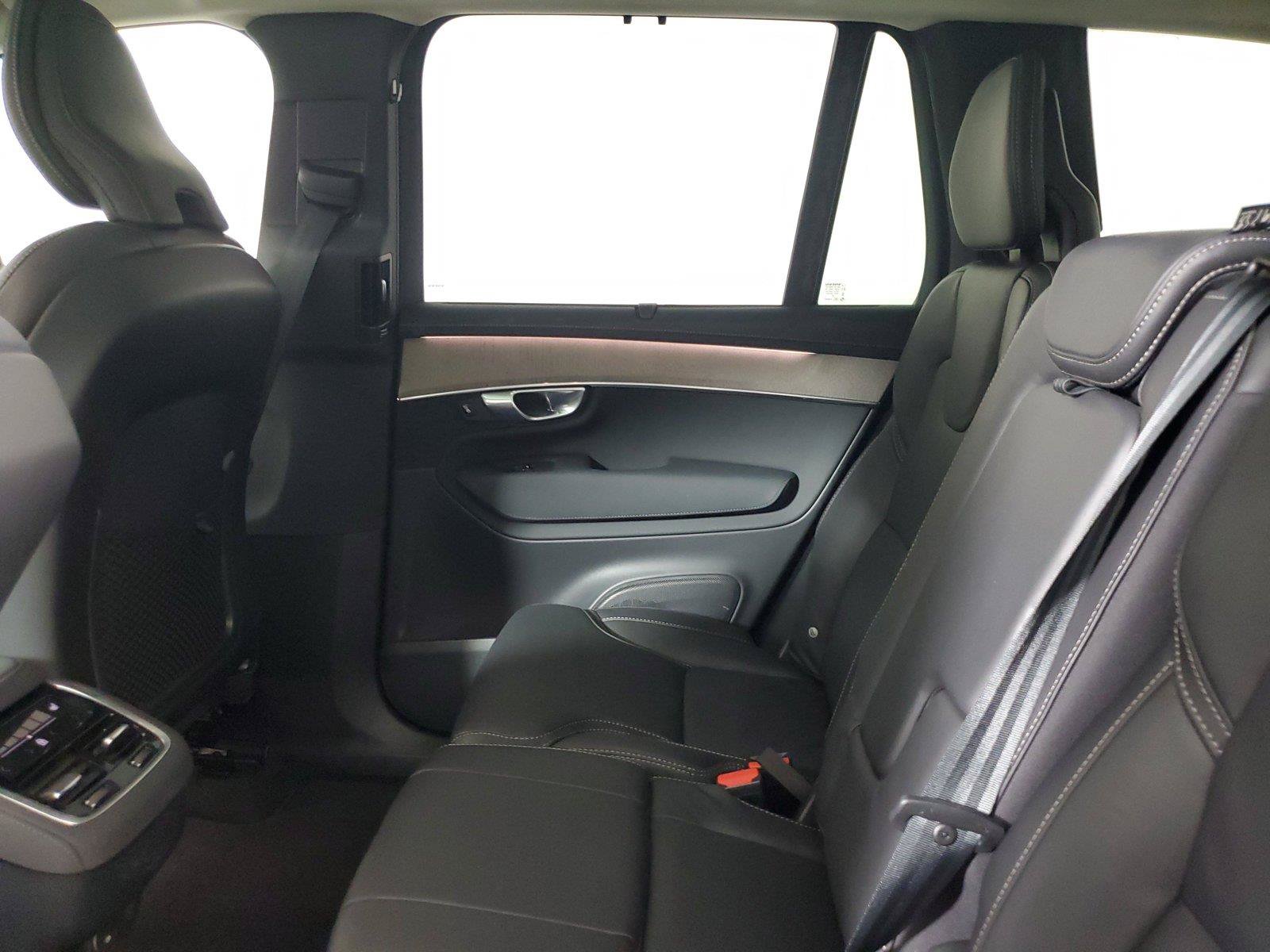 Certified 2026 Volvo XC90 B6 Ultra AWD/4WD image 13