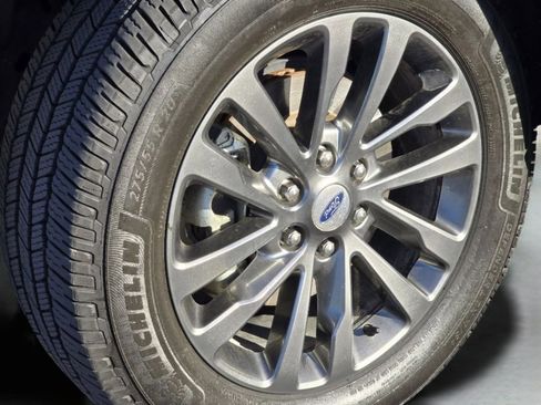 Used 2021 Ford Expedition Limited image 39