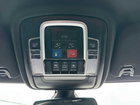 Used 2024 RAM 2500 Rebel w/ Towing Technology Group image 32