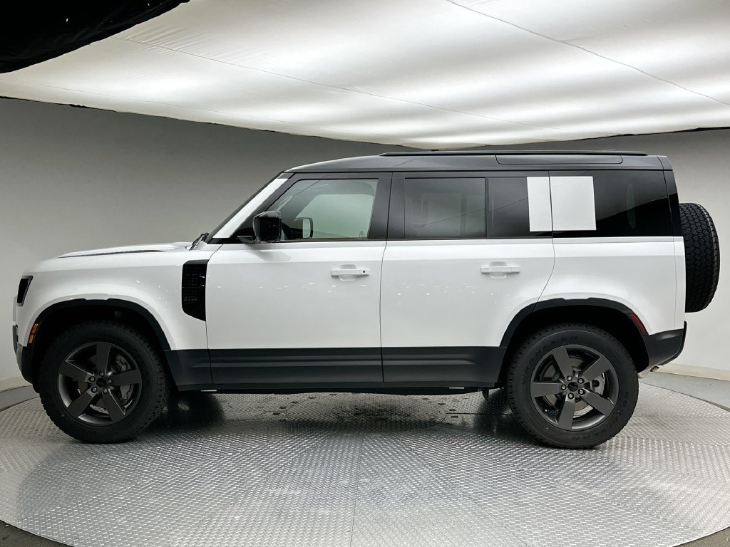 New 2026 Land Rover Defender 110 S AWD/4WD image 2