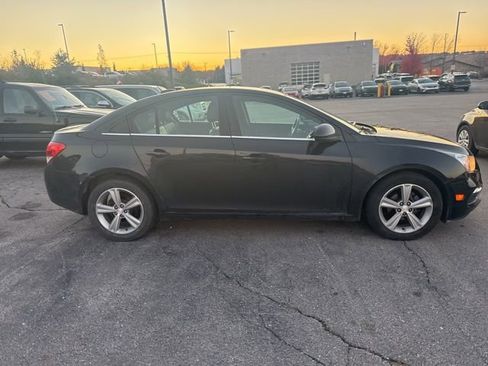 Used 2015 Chevrolet Cruze LT image 3