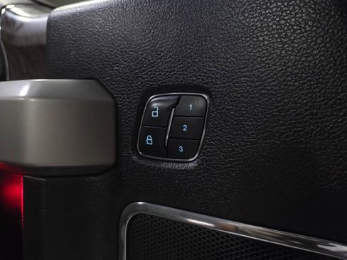 Used 2017 Ford F350 Lariat image 37