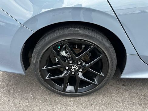 Used 2023 Honda Civic Sport image 11