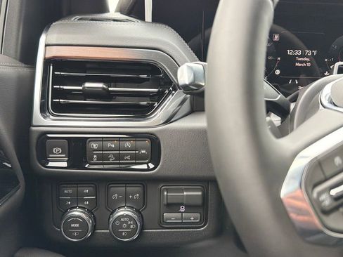 New 2026 GMC Yukon XL Denali w/ Denali Reserve Package image 20