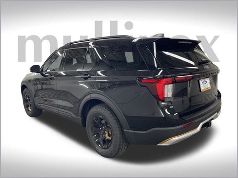 New 2026 Ford Explorer Tremor w/ Tremor Convenience Package image 9