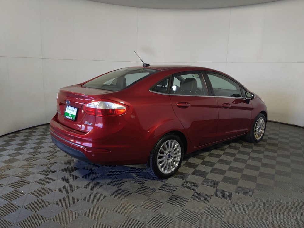 Used 2014 Ford Fiesta Titanium FWD image 10