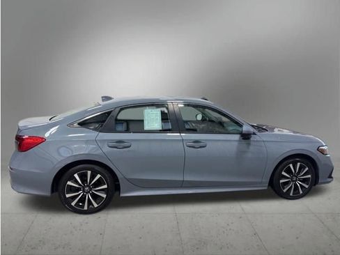 Certified 2023 Honda Civic EX image 6