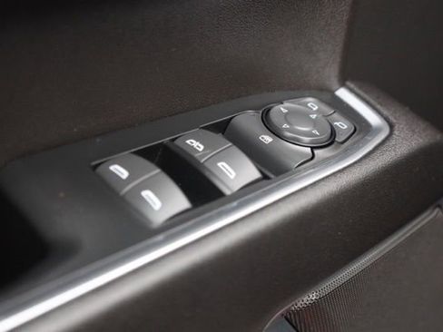 Used 2023 Chevrolet Silverado 1500 RST image 18