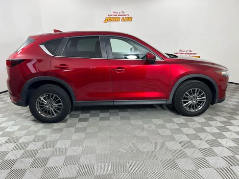 Used 2017 MAZDA CX-5 Touring image 8
