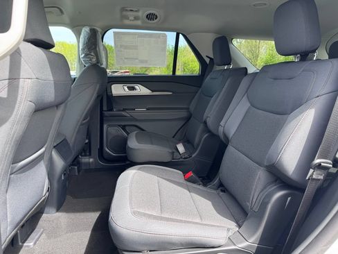 New 2026 Ford Explorer Active AWD/4WD image 19