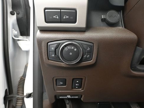 Used 2019 Ford F350 King Ranch w/ Tow Technology Bundle AWD/4WD image 31