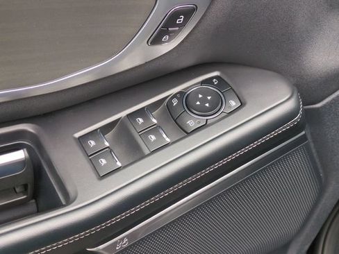 Used 2025 Ford Expedition Platinum AWD/4WD image 13