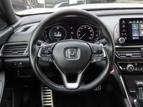 Used 2022 Honda Accord Sport image 18