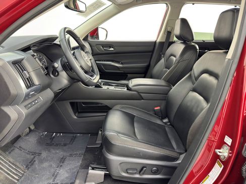 Used 2022 Nissan Pathfinder SL w/ Lighting Package (N92) image 15