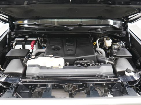 Used 2023 Toyota Tundra Limited AWD/4WD image 30